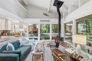 304 E Pointes Drive E, Shelton, WA 98584