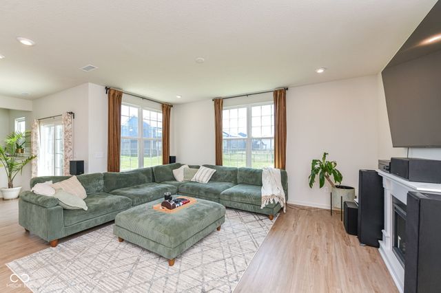 6907 Seattle Slew Drive, Whitestown, IN 46075