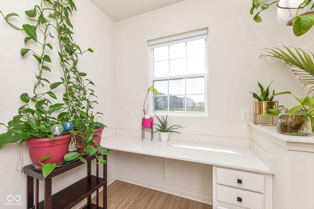 6907 Seattle Slew Drive, Whitestown, IN 46075