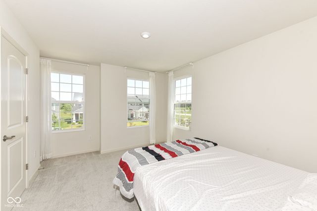 6907 Seattle Slew Drive, Whitestown, IN 46075