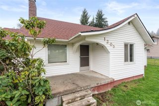 1205 NW Kerron Street, Winlock, WA 98596
