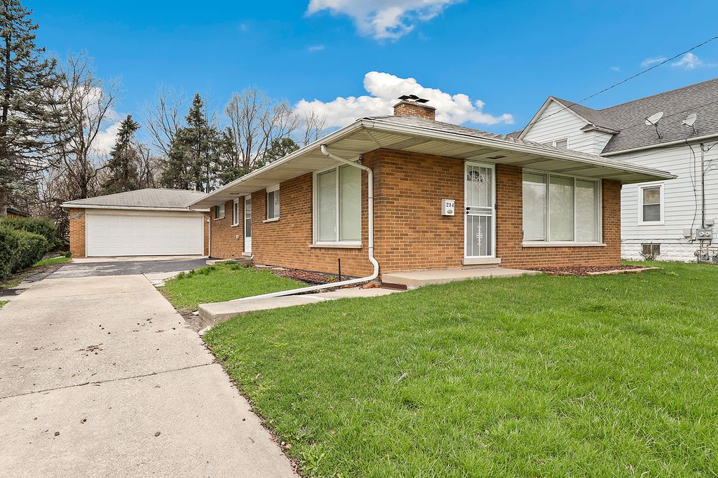 214 N Hunter Street, Thornton, IL 60476