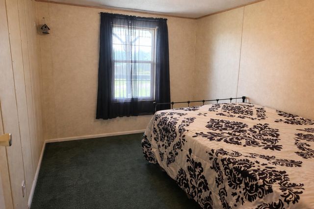 565 Bell Lane, Monticello, KY 42633