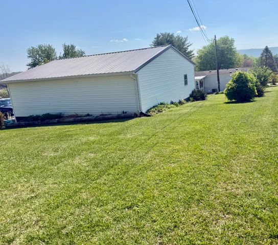 565 Bell Lane, Monticello, KY 42633