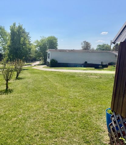 565 Bell Lane, Monticello, KY 42633