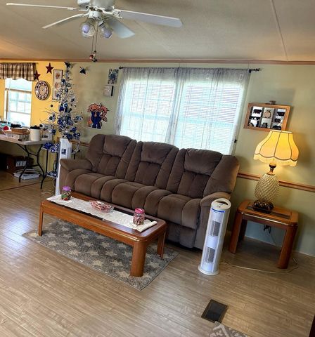 565 Bell Lane, Monticello, KY 42633