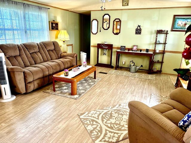 565 Bell Lane, Monticello, KY 42633