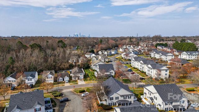 1911 Flushing Court, Charlotte, NC 28215