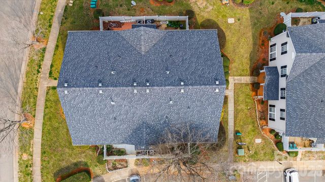 1911 Flushing Court, Charlotte, NC 28215