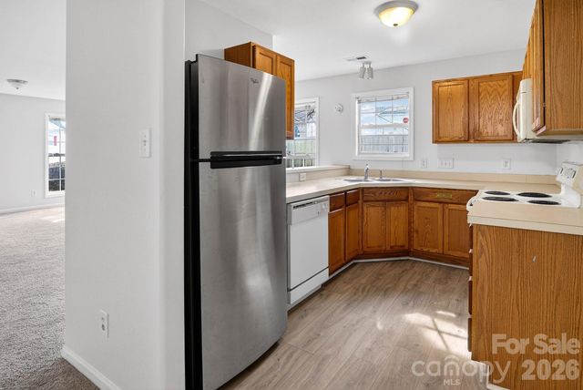 1911 Flushing Court, Charlotte, NC 28215