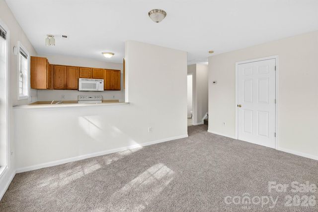 1911 Flushing Court, Charlotte, NC 28215