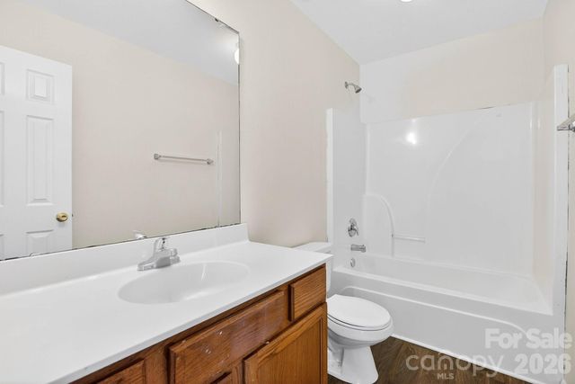 1911 Flushing Court, Charlotte, NC 28215