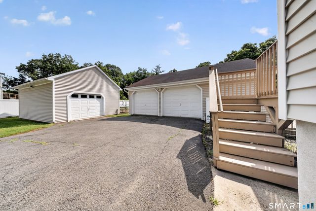 34 Lansing Avenue, Trumbull, CT 06611