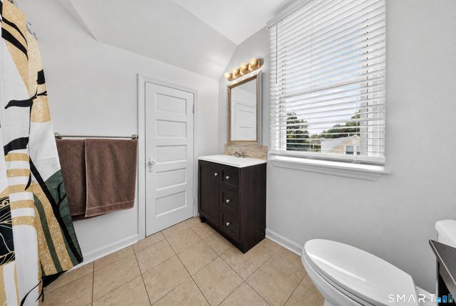 34 Lansing Avenue, Trumbull, CT 06611