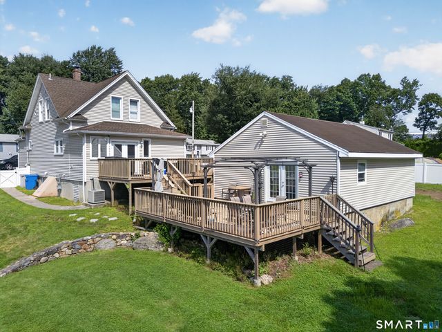 34 Lansing Avenue, Trumbull, CT 06611
