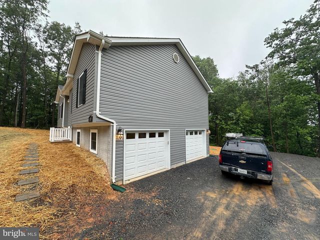 107 PINTO TRL, Winchester, VA 22602