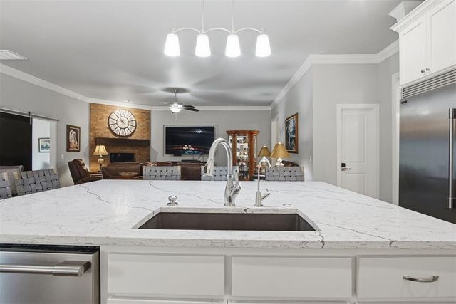 3318 E 44th Street, Edmond, OK 73013