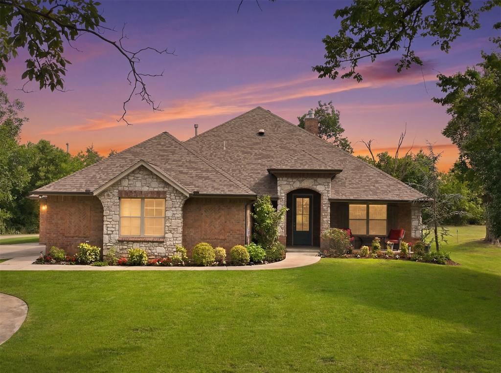 3318 E 44th Street, Edmond, OK 73013