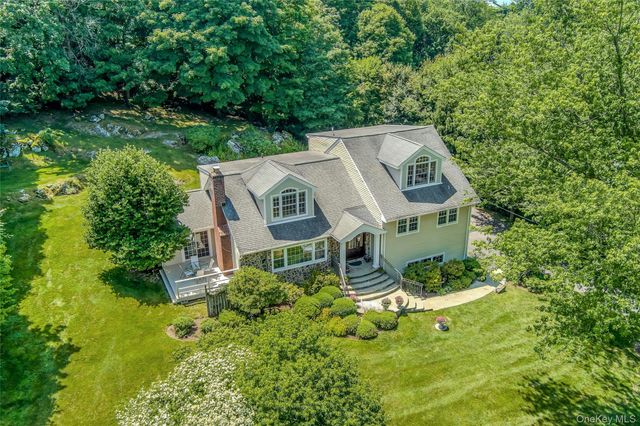 22 Garey Drive, Chappaqua, NY 10514