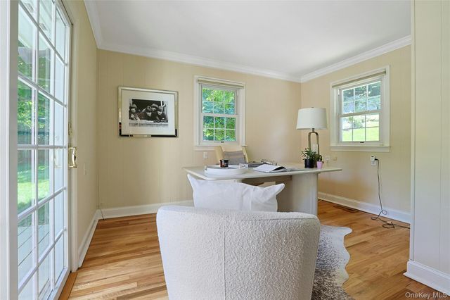 22 Garey Drive, Chappaqua, NY 10514