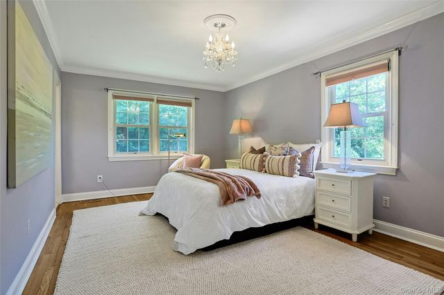22 Garey Drive, Chappaqua, NY 10514