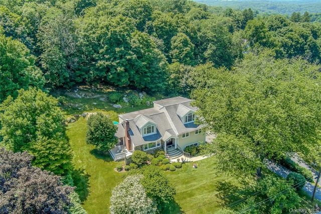 22 Garey Drive, Chappaqua, NY 10514