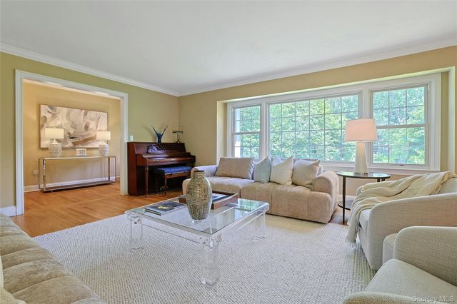 22 Garey Drive, Chappaqua, NY 10514