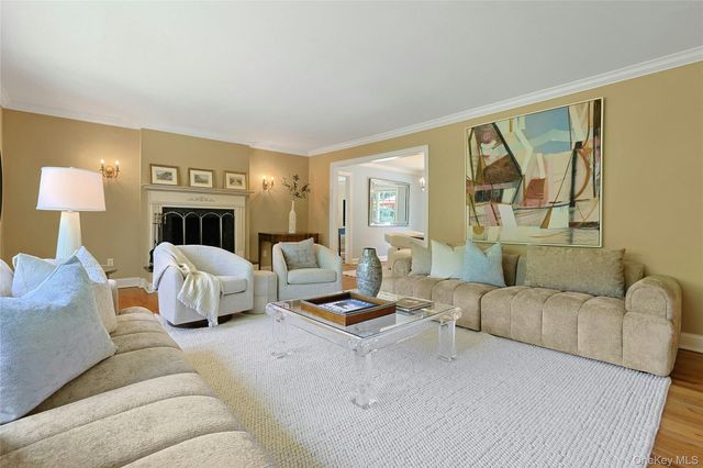 22 Garey Drive, Chappaqua, NY 10514