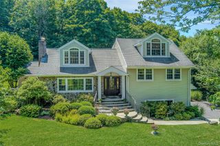 22 Garey Drive, Chappaqua, NY 10514