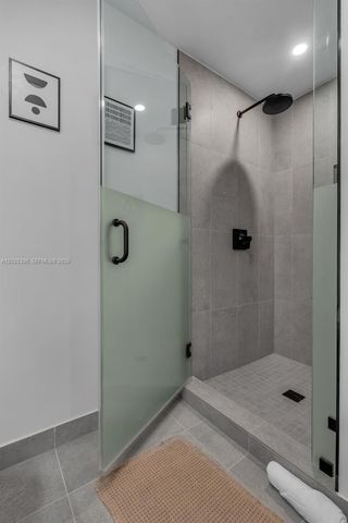 121 NE 5th St 2107, Miami, FL 33132