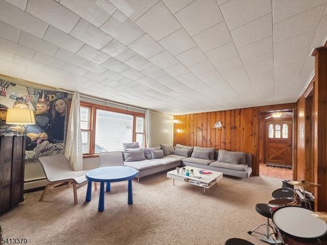 14 High St, Mount Olive Twp., NJ 07828