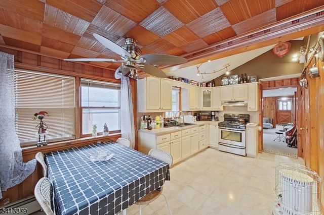 14 High St, Mount Olive Twp., NJ 07828