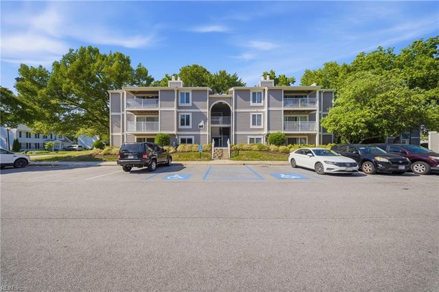 1001 Autumn Woods Ln Apt 109, Virginia Beach, VA 23454
