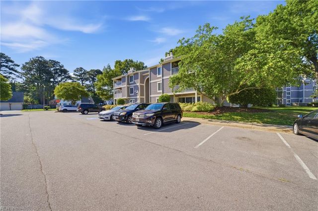 1001 Autumn Woods Ln Apt 109, Virginia Beach, VA 23454