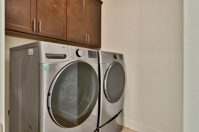 10569 Tenor Way, Elk Grove, CA 95757