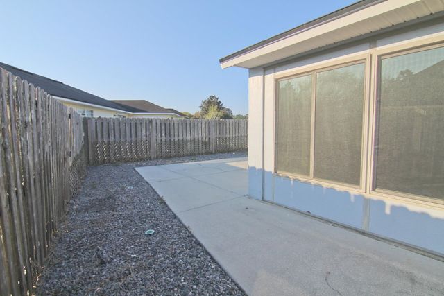 212 Whisper Ridge Dr, St Augustine, FL 32092