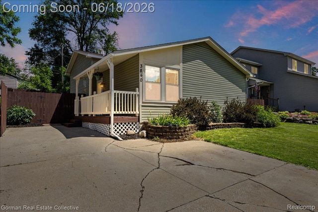 3840 Cass Elizabeth Road, Waterford Charter Township, MI 48328