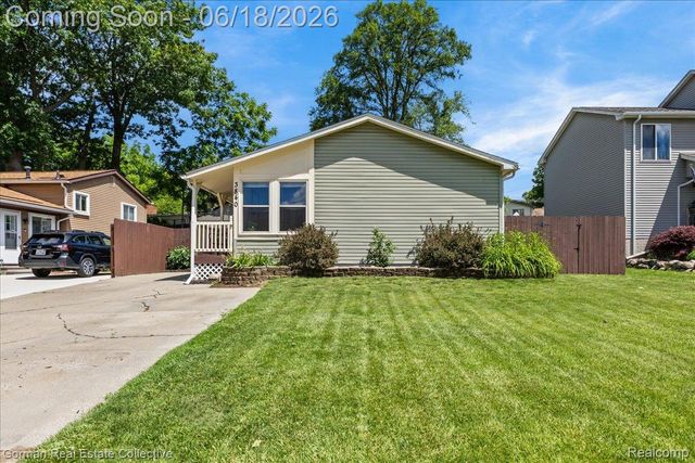 3840 Cass Elizabeth Road, Waterford Charter Township, MI 48328