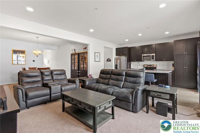 4435 Benjamin Court, Upper Milford Twp, PA 18049