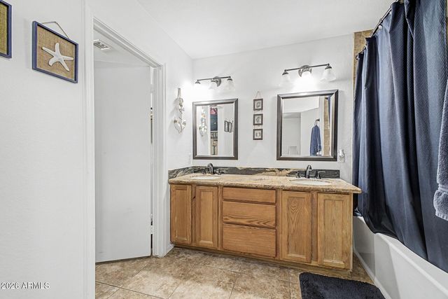 2265 W 17th Avenue, Apache Junction, AZ 85120