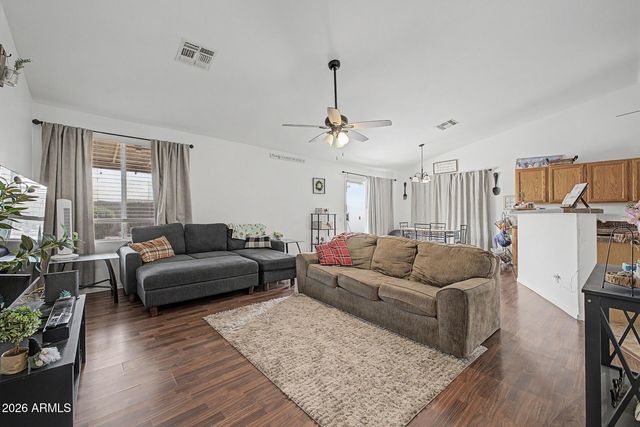 2265 W 17th Avenue, Apache Junction, AZ 85120