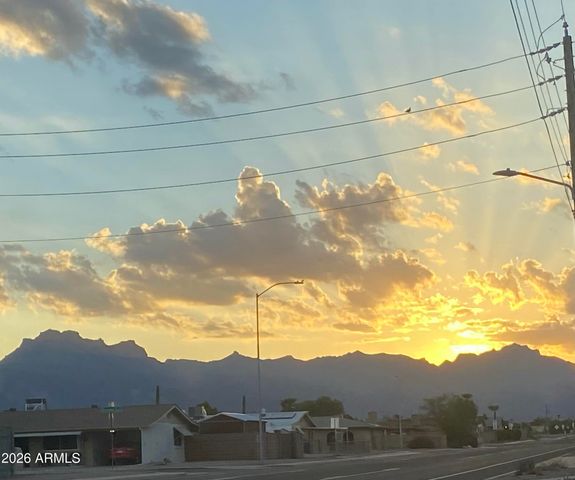 2265 W 17th Avenue, Apache Junction, AZ 85120