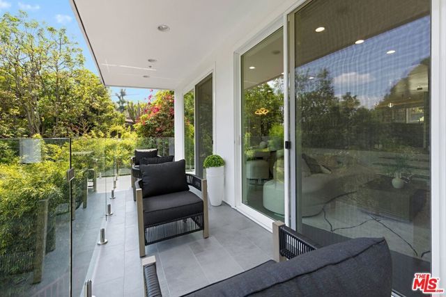 7670 Woodrow Wilson Drive, Los Angeles, CA 90046