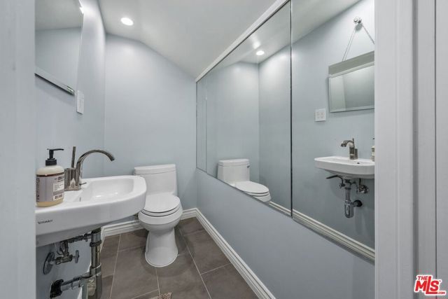 7670 Woodrow Wilson Drive, Los Angeles, CA 90046