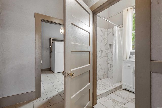 118 Garland Ave, Hot Springs, AR 71913