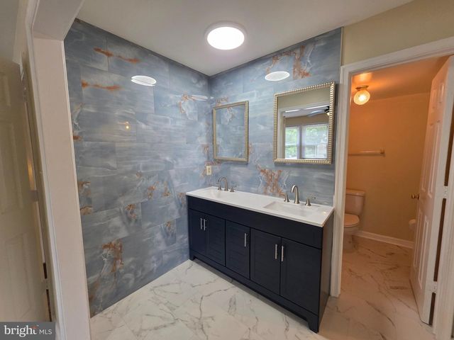 12119 SALEMTOWN DR, Woodbridge, VA 22192