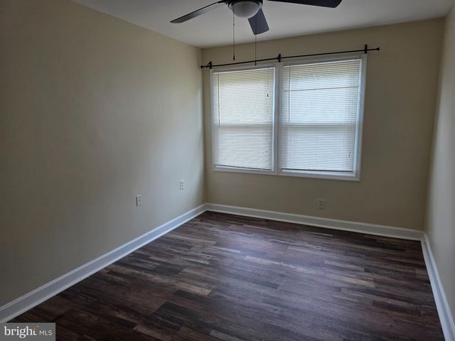 12119 SALEMTOWN DR, Woodbridge, VA 22192