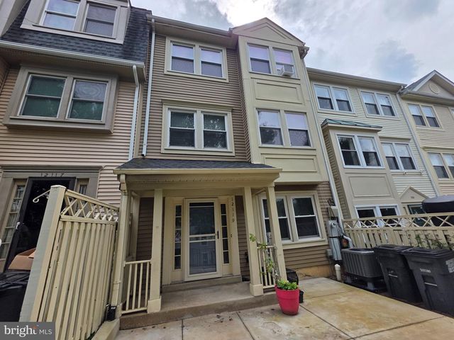 12119 SALEMTOWN DR, Woodbridge, VA 22192