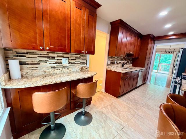 12 Dogwood Drive, Edison, NJ 08820
