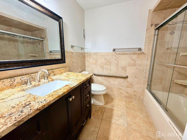 12 Dogwood Drive, Edison, NJ 08820